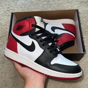 Jordan 1 black toe 6Y/7.5W